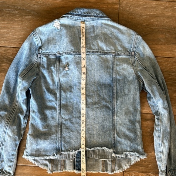 Blank NYC distressed denim jacket size small - Picture 7 of 11
